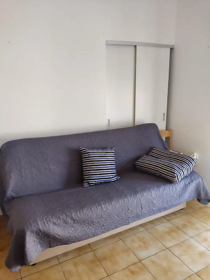 Villa Kadinela, 200M From Kamenjak, Huge Quiet Garden With Barbecue, 2 New Kitchens Premantura 0*,