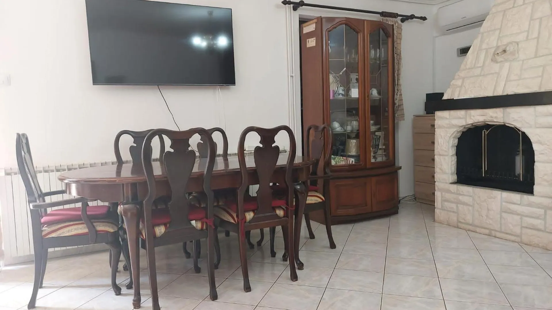 Villa Kadinela, 200M From Kamenjak, Huge Quiet Garden With Barbecue, 2 New Kitchens Premantura