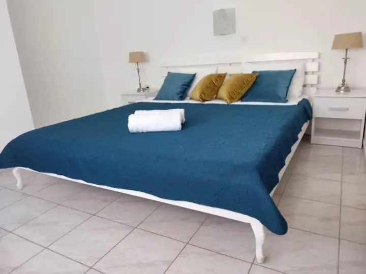 Villa Kadinela, 200M From Kamenjak, Huge Quiet Garden With Barbecue, 2 New Kitchens Premantura 0*,