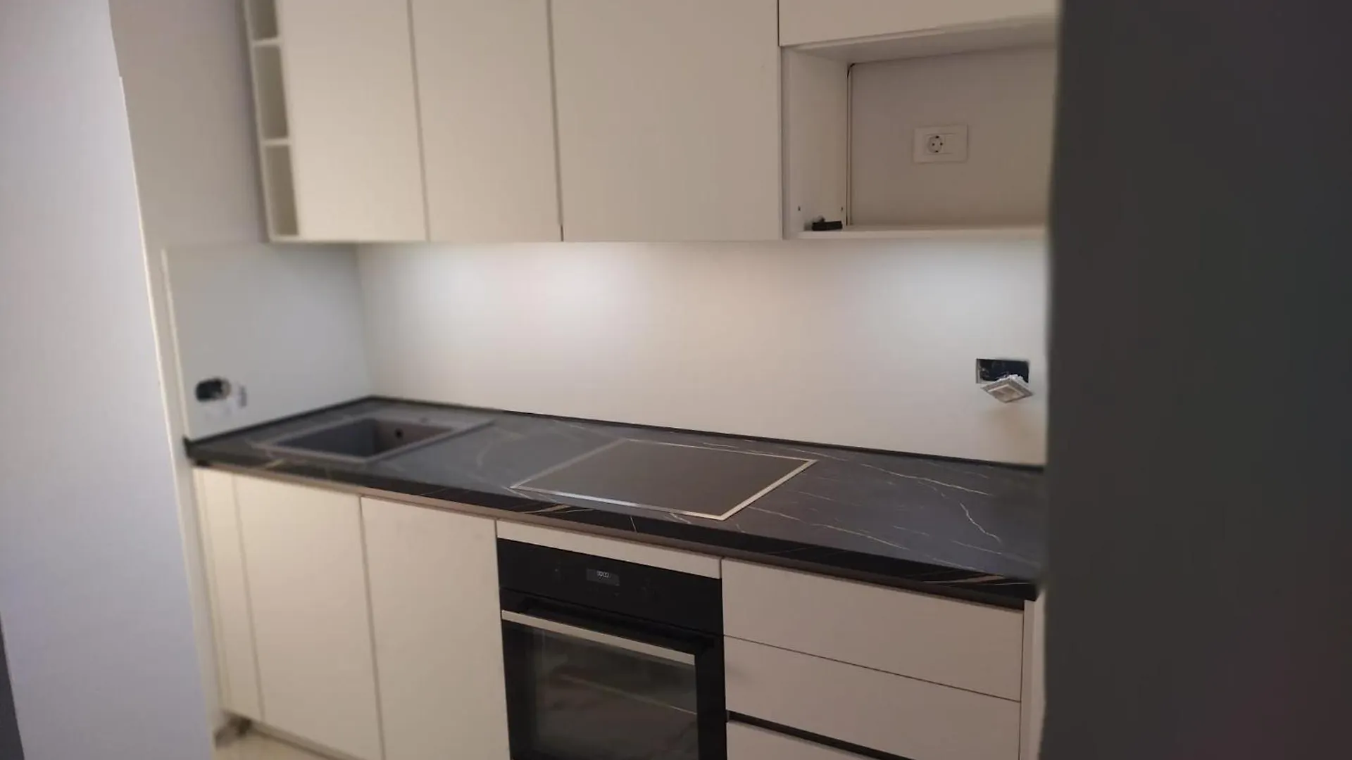 Apartment Villa Kadinela, 200M From Kamenjak, Huge Quiet Garden With Barbecue, 2 New Kitchens Premantura